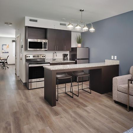 Stayapt Suites נורת' ליטל רוק מראה חיצוני תמונה